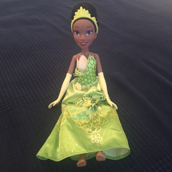 🛑 SOLD!!! - Disney Princess Tiana Barbie Doll - Picture 12 of 13
